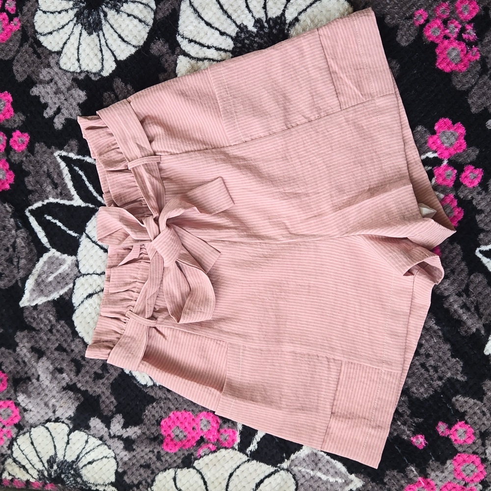 Paperbag Belted Shorts Size XS
